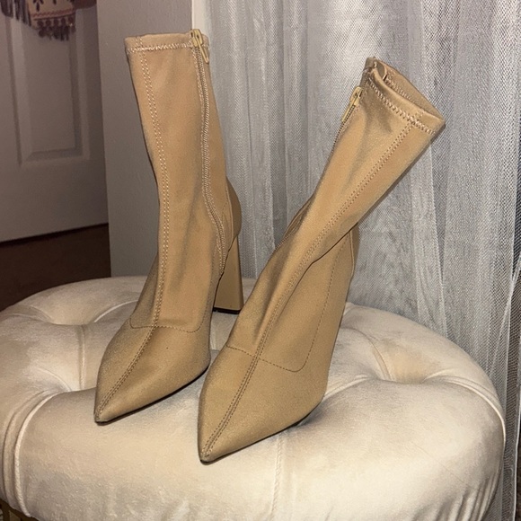 Zara nude boot heel - Picture 1 of 3